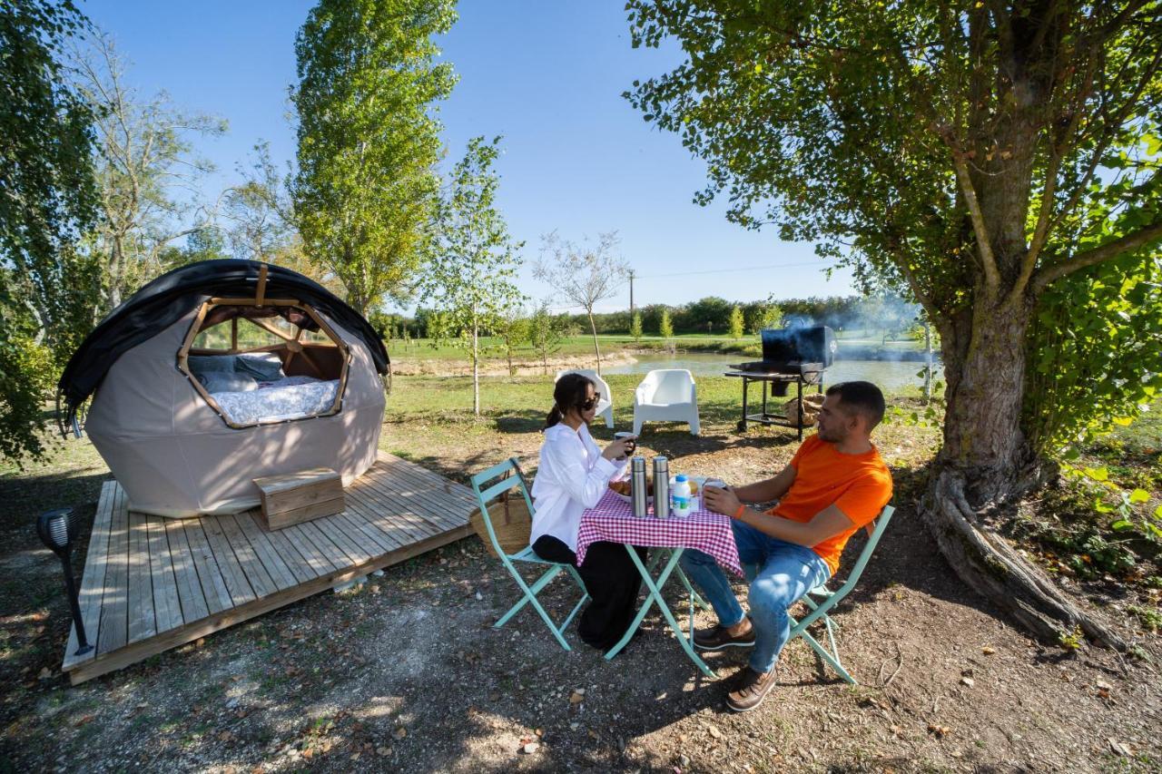 Les Etangs De La Bassee Gravon Buitenkant foto