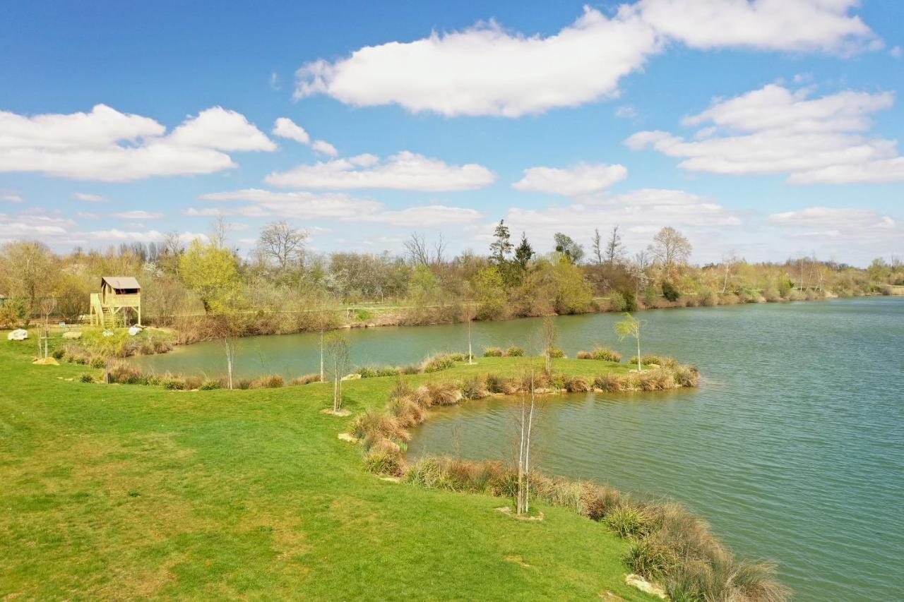 Les Etangs De La Bassee Gravon Buitenkant foto